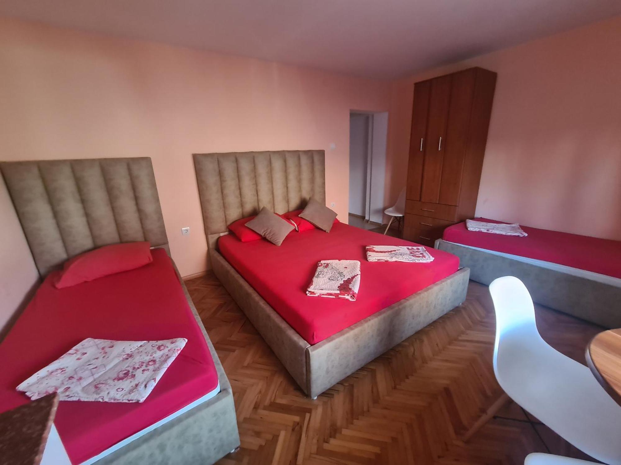 Apartments Bulatovic Bar Habitación foto