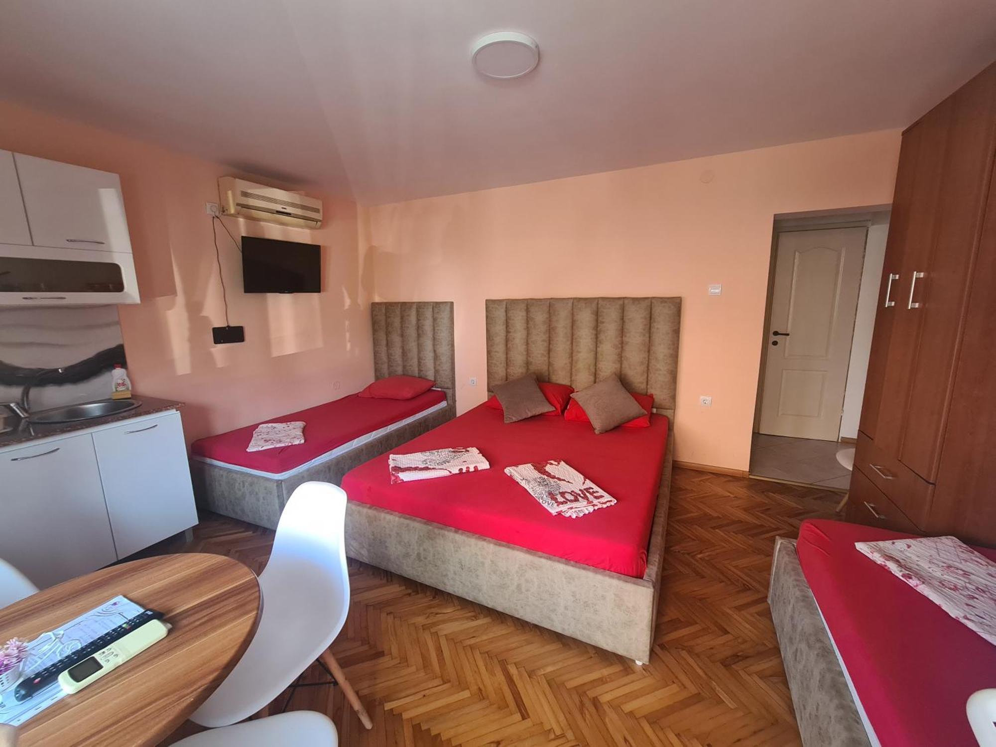 Apartments Bulatovic Bar Habitación foto